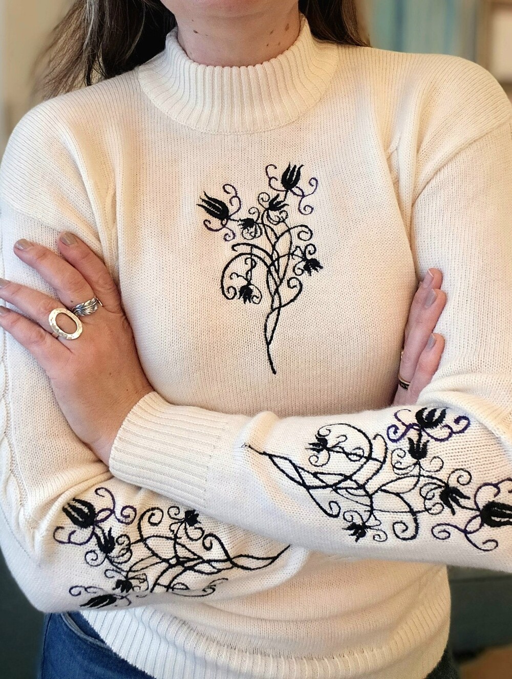 Della Spiga Vintage Floral Embroidered Turtleneck Cream Wool Sweater
